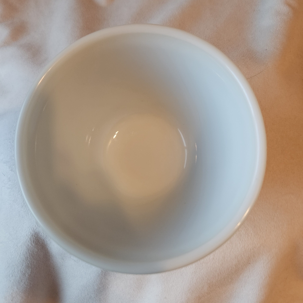 Vintage 1970s Pyrex Green 1.5 Pt Nesting Mixing Bowl 401 Crazy Daisy.